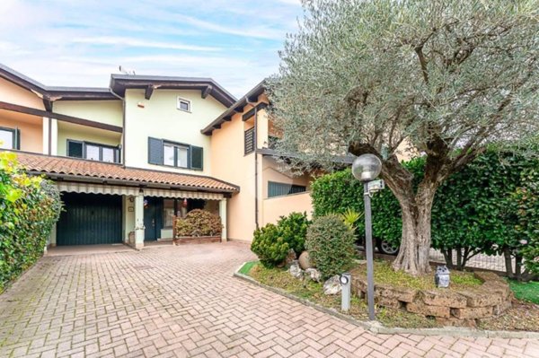 casa indipendente in vendita a San Maurizio Canavese