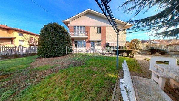 casa indipendente in vendita a San Maurizio Canavese