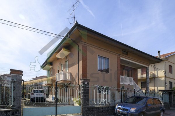 casa indipendente in vendita a San Maurizio Canavese