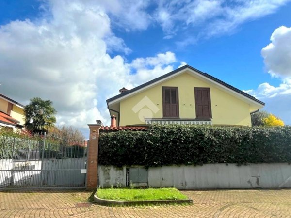casa indipendente in vendita a San Maurizio Canavese