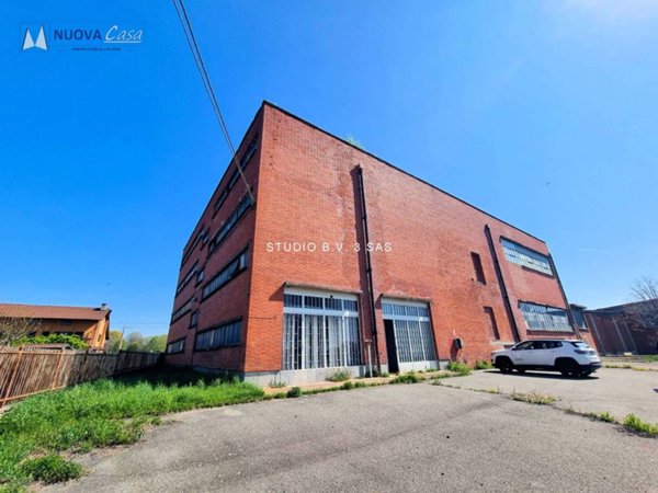 locale commerciale in vendita a San Maurizio Canavese