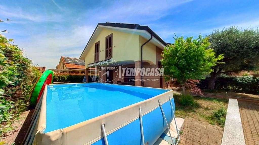 casa indipendente in vendita a San Maurizio Canavese