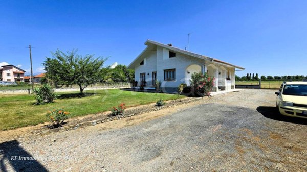 casa indipendente in vendita a San Maurizio Canavese