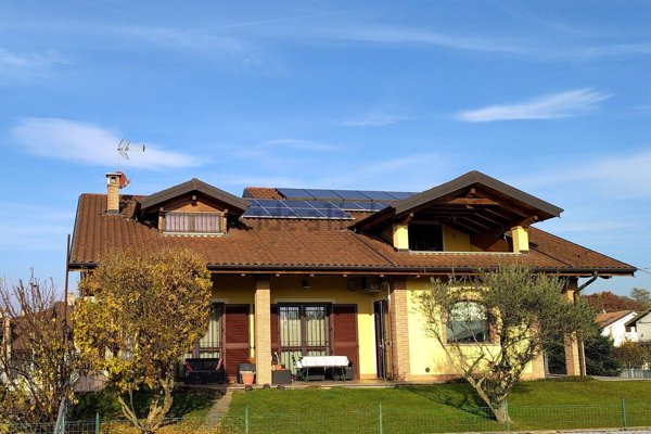 casa indipendente in vendita a San Maurizio Canavese