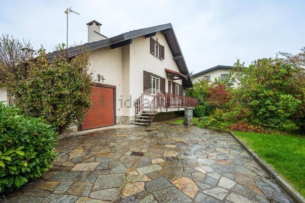 casa indipendente in vendita a San Maurizio Canavese