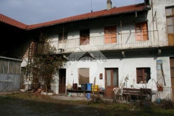casa indipendente in vendita a San Maurizio Canavese