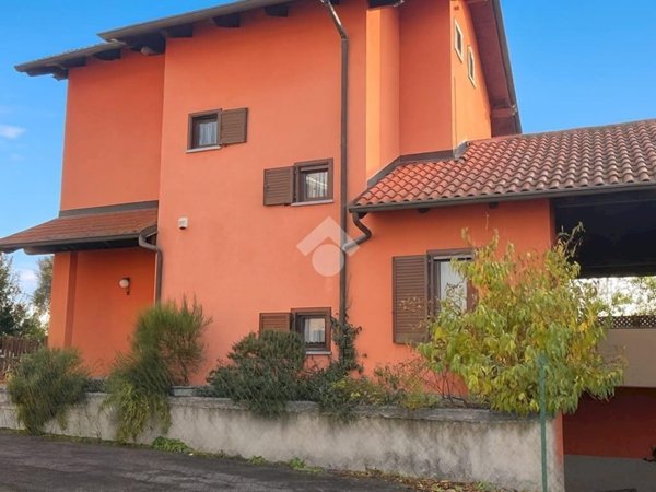 casa indipendente in vendita a San Maurizio Canavese