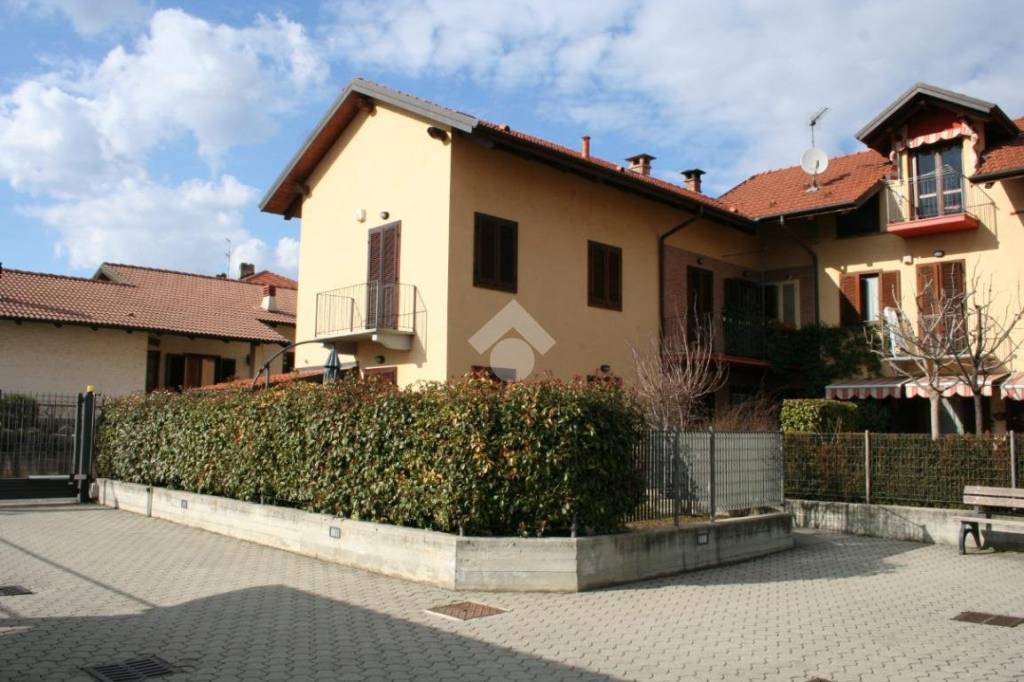 casa indipendente in vendita a San Maurizio Canavese