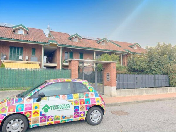 casa indipendente in vendita a San Maurizio Canavese in zona Malanghero