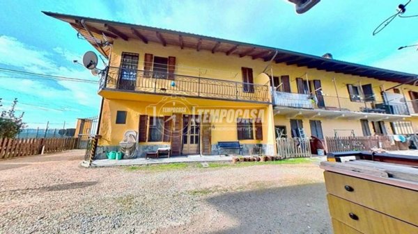 casa indipendente in vendita a San Maurizio Canavese in zona Malanghero