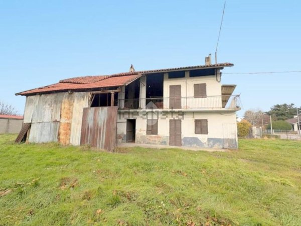 casa indipendente in vendita a San Maurizio Canavese