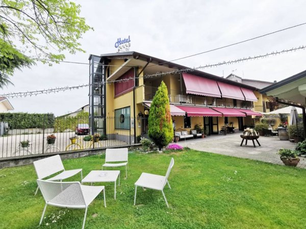 negozio in vendita a San Maurizio Canavese in zona Malanghero