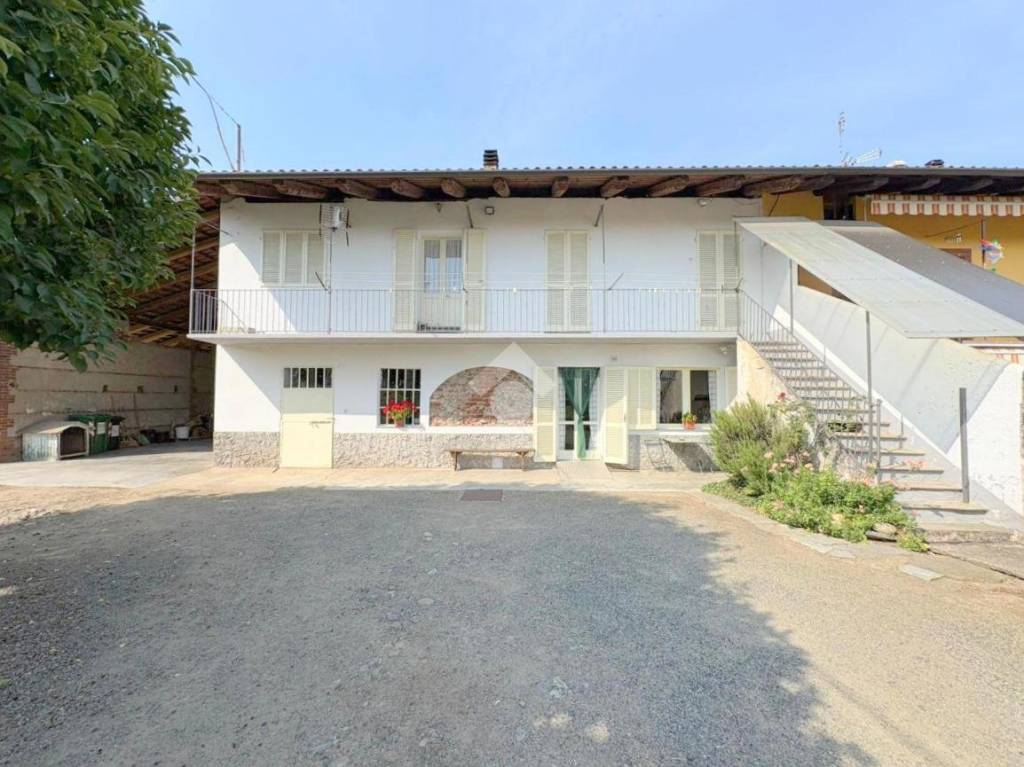 casa indipendente in vendita a San Maurizio Canavese in zona Malanghero