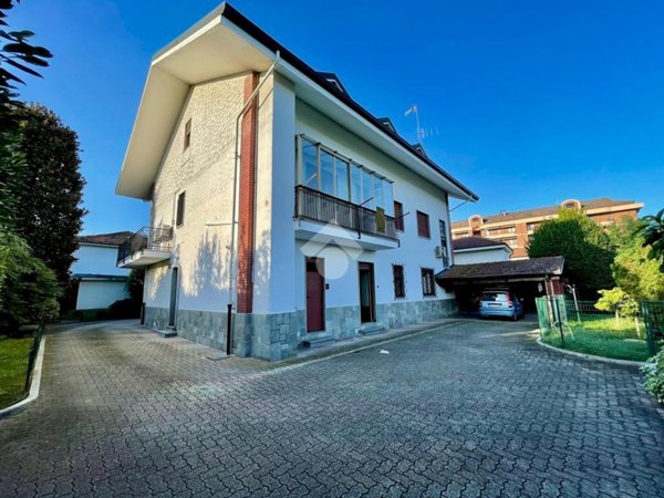 casa indipendente in vendita a San Mauro Torinese in zona Pescatori