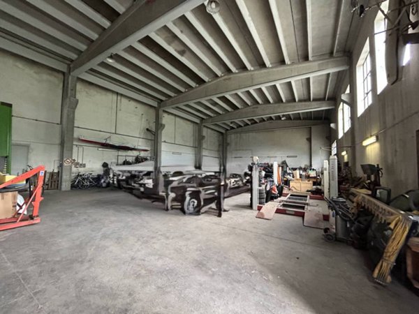 locale commerciale in vendita a San Mauro Torinese