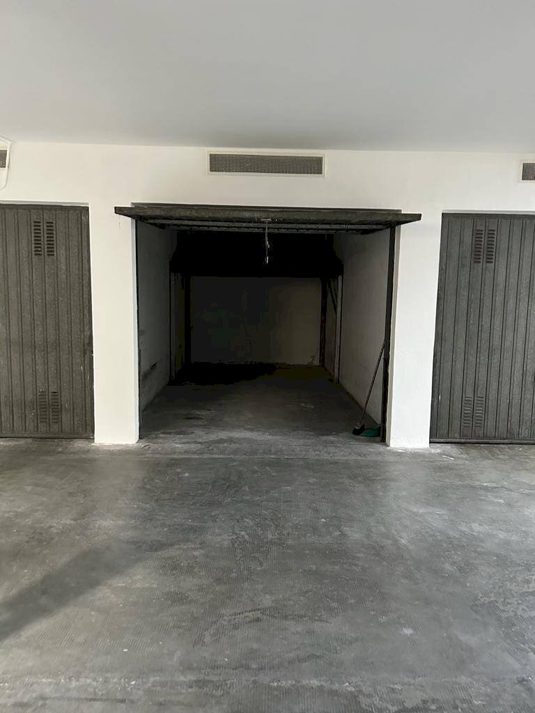 locale di sgombero in vendita a San Mauro Torinese