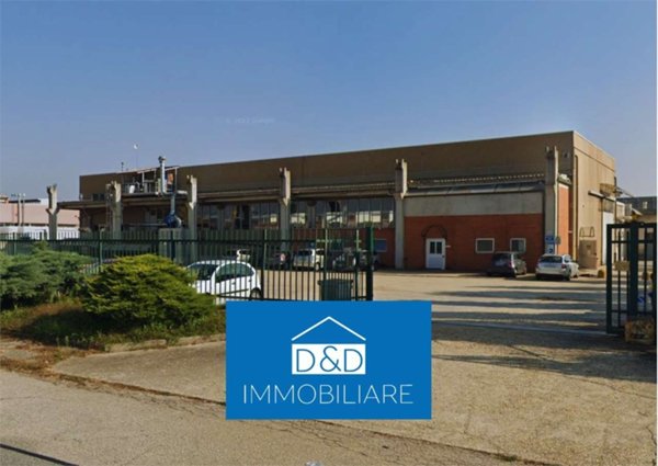 locale commerciale in vendita a San Mauro Torinese