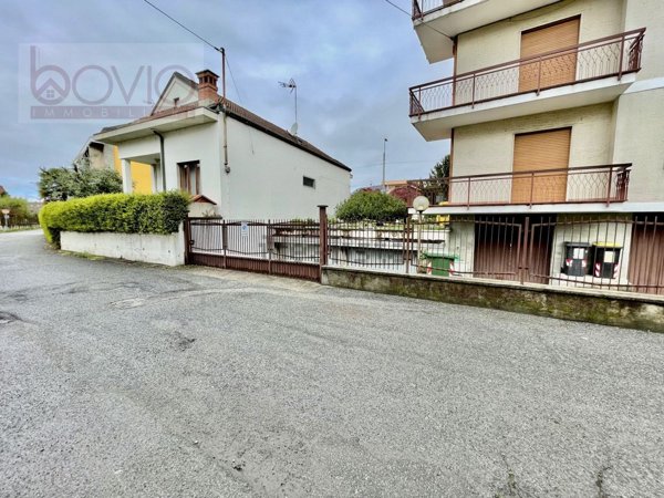 locale di sgombero in vendita a San Mauro Torinese