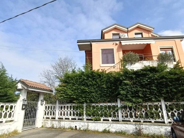 appartamento in vendita a San Mauro Torinese in zona Oltre Po