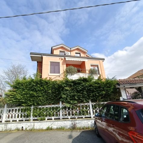 casa indipendente in vendita a San Mauro Torinese in zona Oltre Po