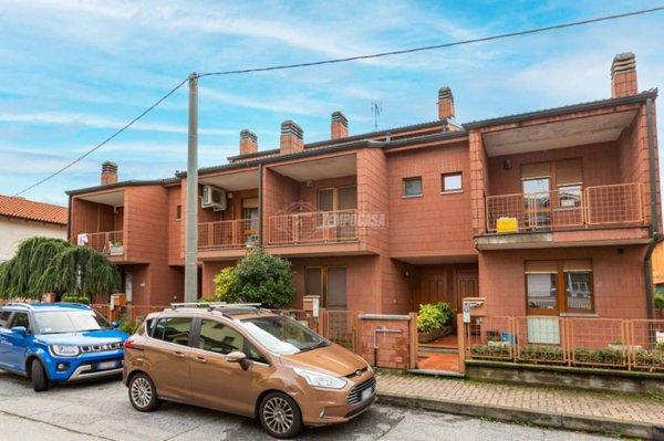 casa indipendente in vendita a San Mauro Torinese in zona Oltre Po