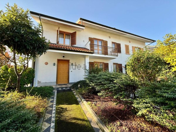casa indipendente in vendita a San Mauro Torinese in zona Oltre Po