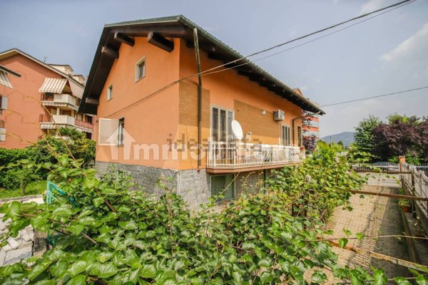 casa indipendente in vendita a San Mauro Torinese in zona Pescarito
