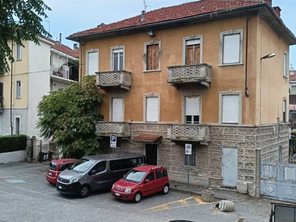 intera palazzina in vendita a San Mauro Torinese