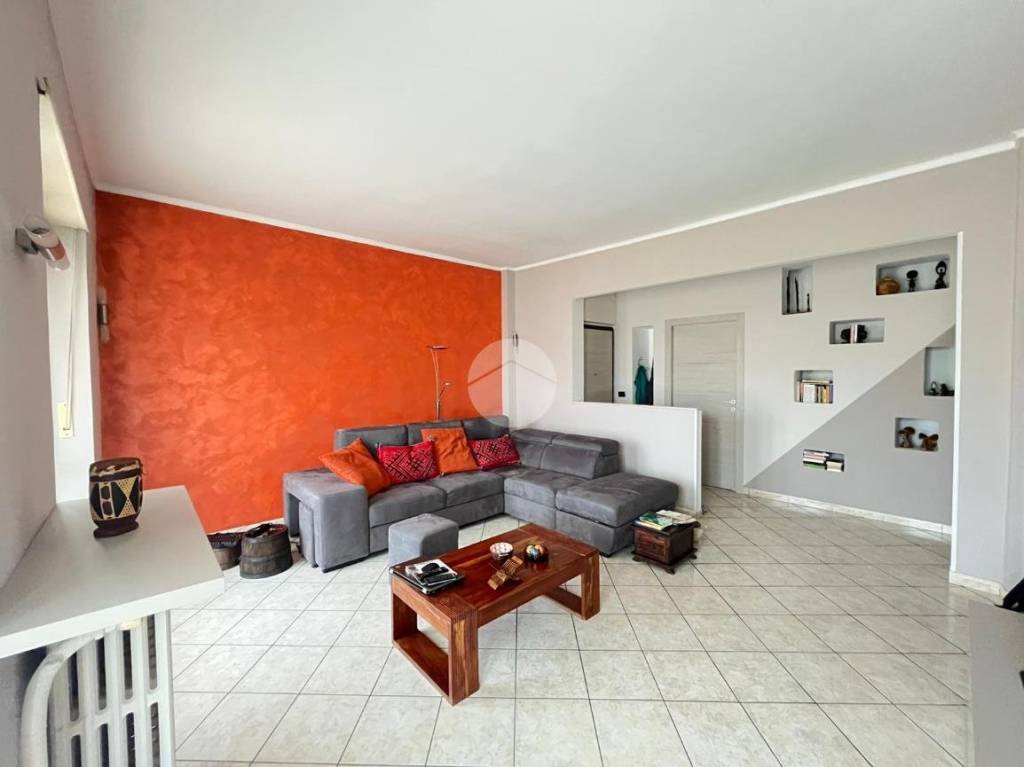 casa indipendente in vendita a San Mauro Torinese in zona Oltre Po