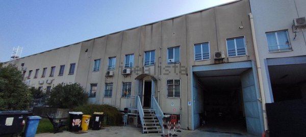 capannone in vendita a San Mauro Torinese in zona Pescarito