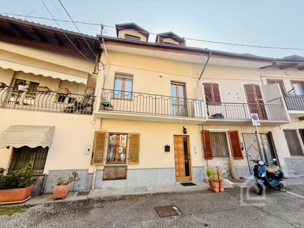 casa indipendente in vendita a San Mauro Torinese in zona Pescatori
