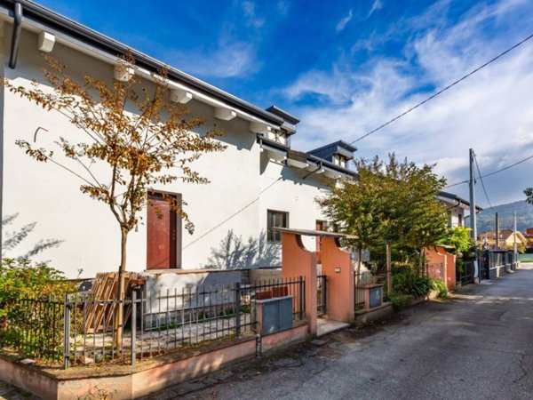 casa indipendente in vendita a San Mauro Torinese