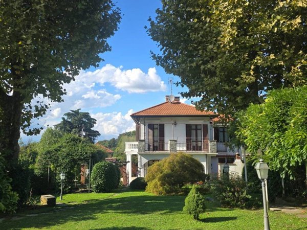 casa indipendente in vendita a San Mauro Torinese in zona Sambuy