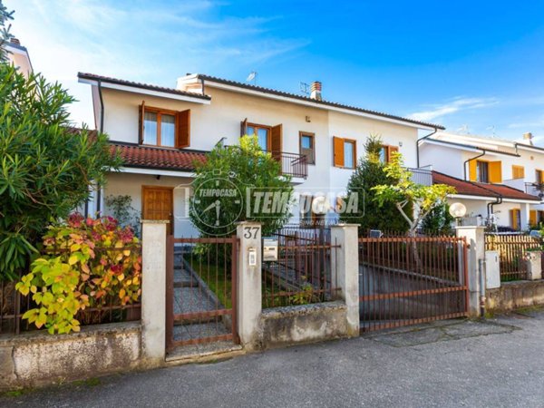 casa indipendente in vendita a San Mauro Torinese in zona Oltre Po