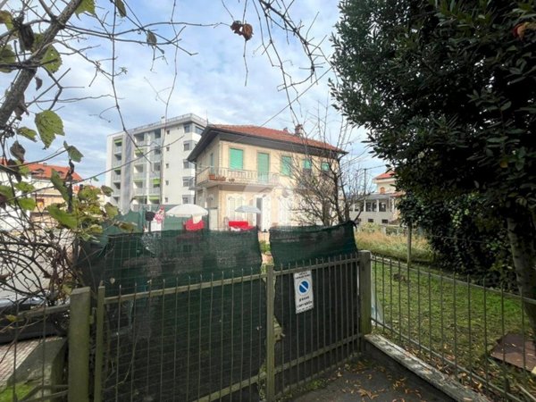 appartamento in vendita a San Mauro Torinese in zona Sambuy