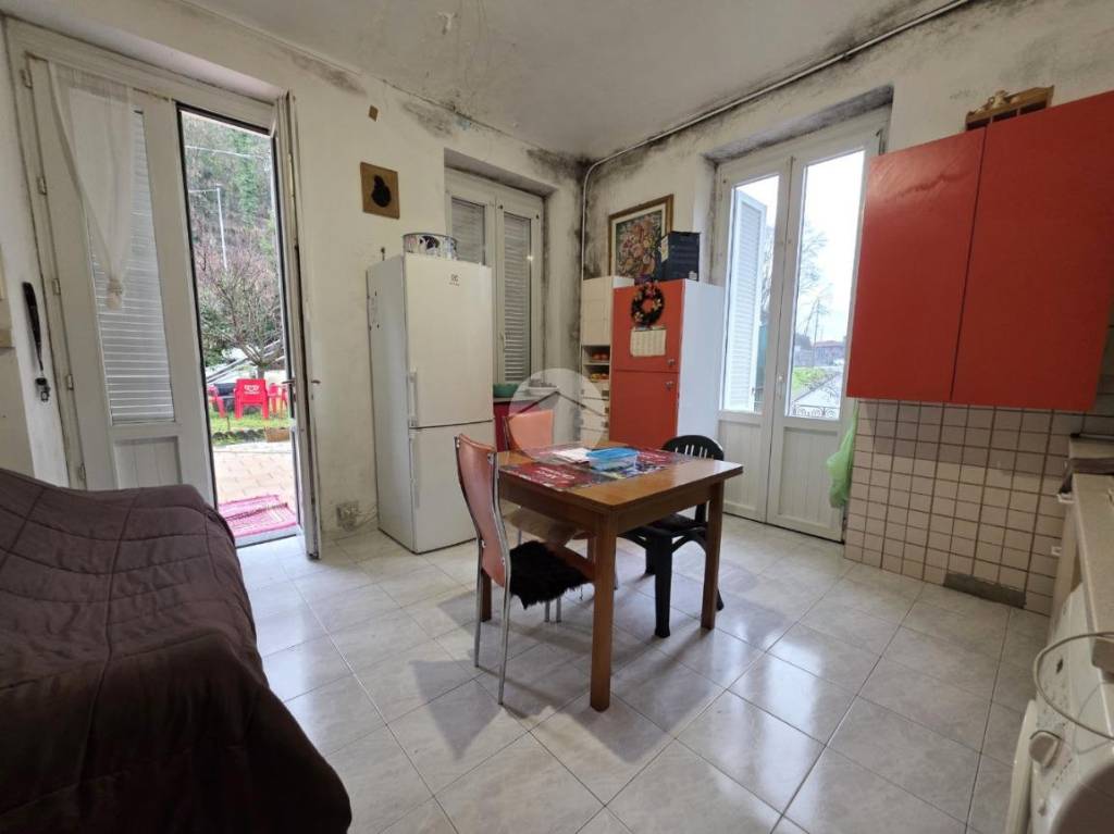 appartamento in vendita a San Mauro Torinese in zona Sambuy