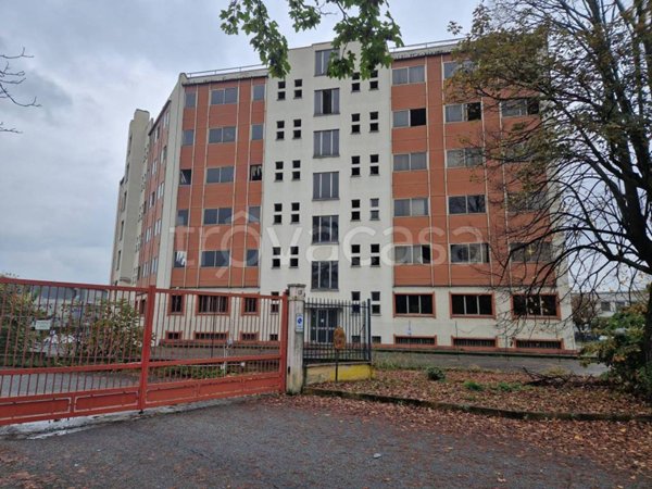 ufficio in vendita a San Mauro Torinese in zona Pescarito