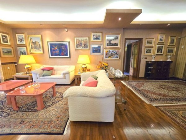 casa indipendente in vendita a San Mauro Torinese in zona Sambuy