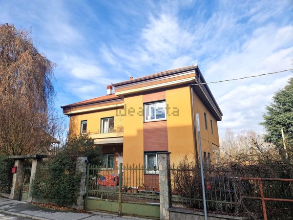 casa indipendente in vendita a San Mauro Torinese