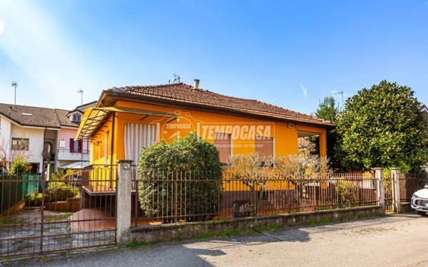 casa indipendente in vendita a San Mauro Torinese in zona Oltre Po