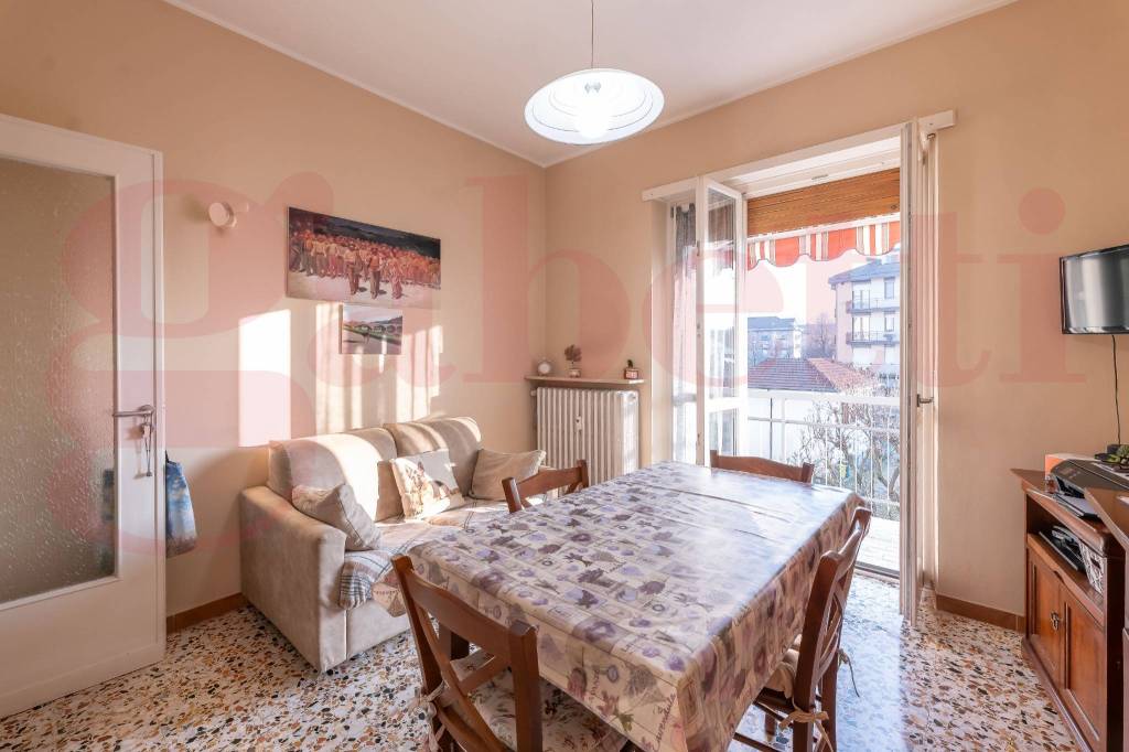 appartamento in vendita a San Mauro Torinese in zona Bertoulla