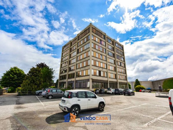 ufficio in vendita a San Mauro Torinese in zona Pescarito