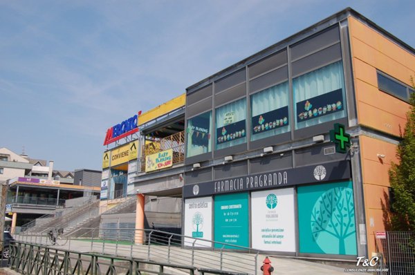 locale commerciale in vendita a San Mauro Torinese