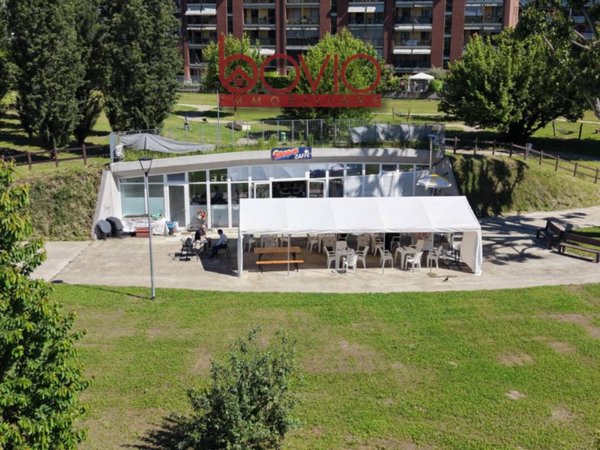 negozio in vendita a San Mauro Torinese in zona Bertoulla