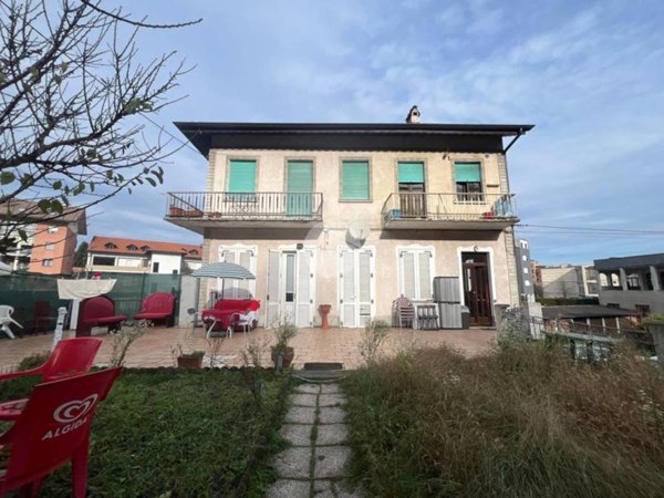 appartamento in vendita a San Mauro Torinese in zona Sambuy