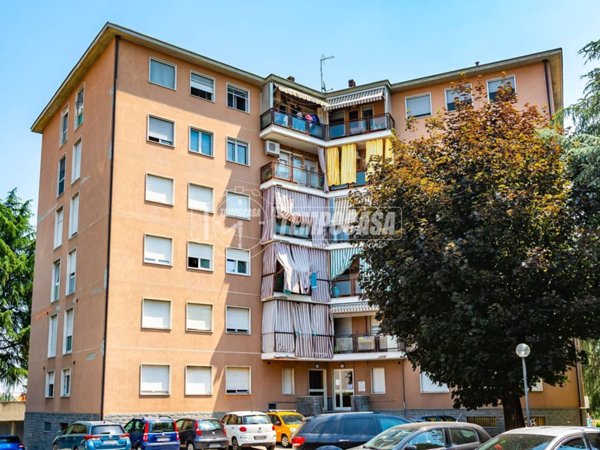 appartamento in vendita a San Mauro Torinese in zona Pescarito