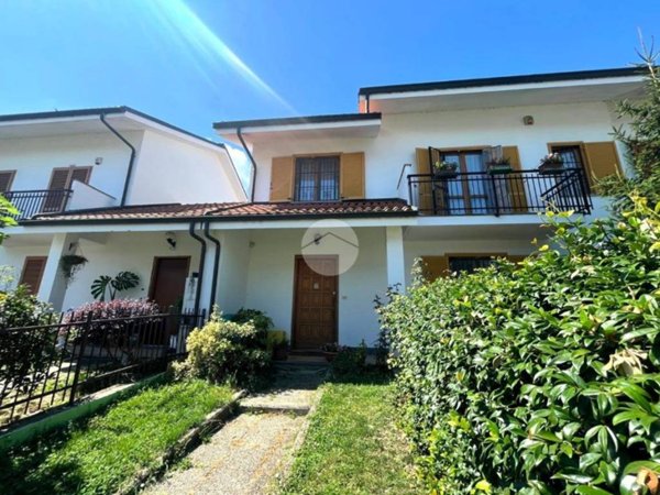 casa indipendente in vendita a San Mauro Torinese in zona Oltre Po
