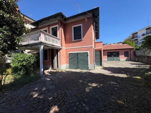casa semindipendente in vendita a San Mauro Torinese in zona Pescatori