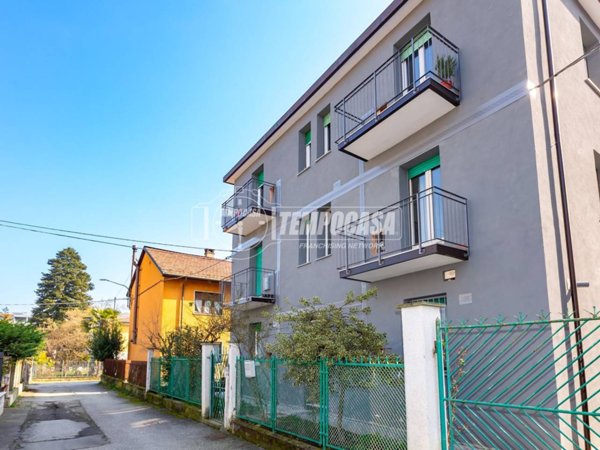 appartamento in vendita a San Mauro Torinese in zona Pescatori