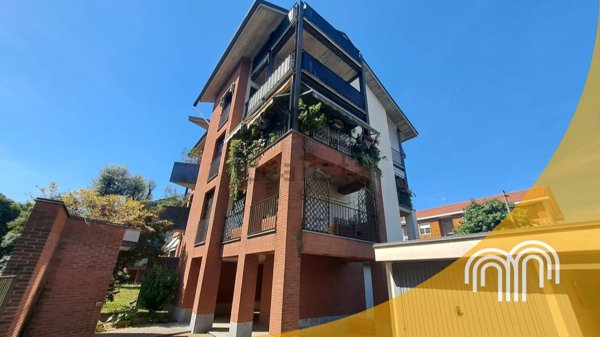 appartamento in vendita a San Mauro Torinese in zona Pescarito
